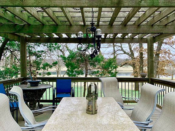 4th image of 109 Lake Aluma Dr