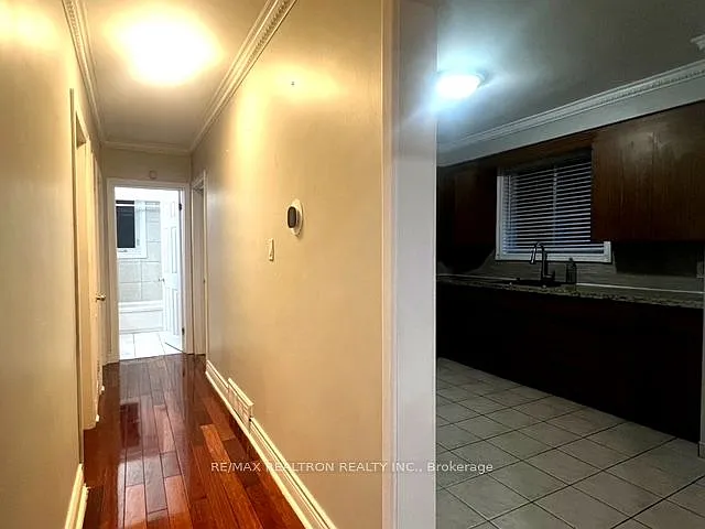 27 Safari St — Photo 5