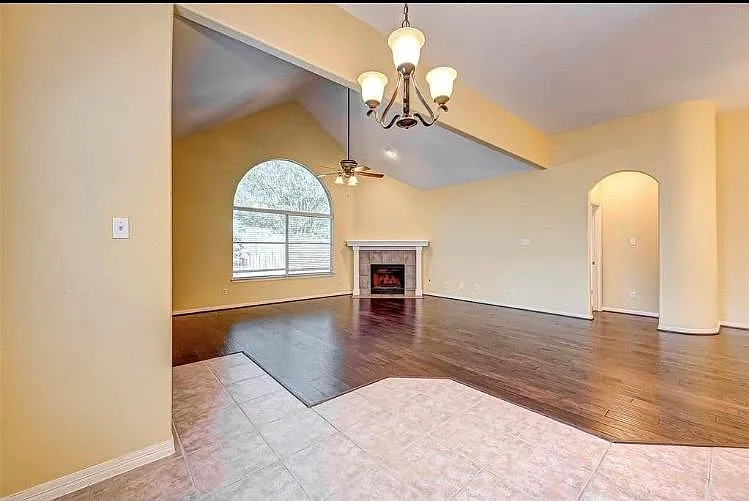 1710 Park Forest Dr — Photo 4