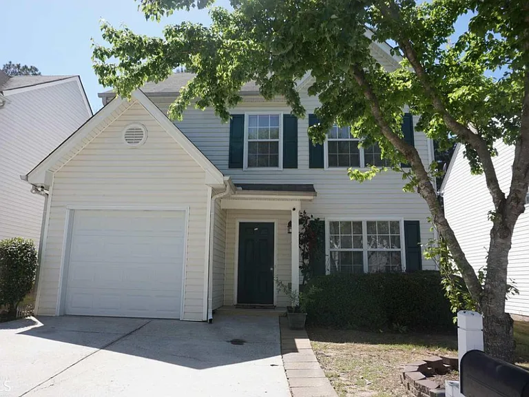 304 Clearsprings Dr — Photo 1