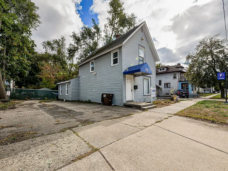 312 Ballard St — Photo 25