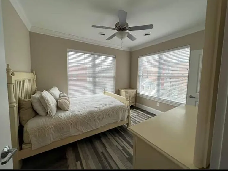 12 White Street — Photo 20