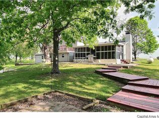 30775 E Lake Dr, Girard, IL 62640