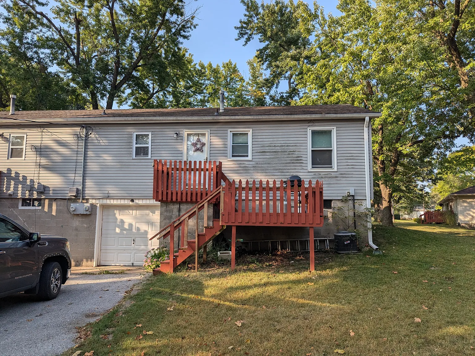 2 bed, 800 sqft, $1,400 — Photo 2