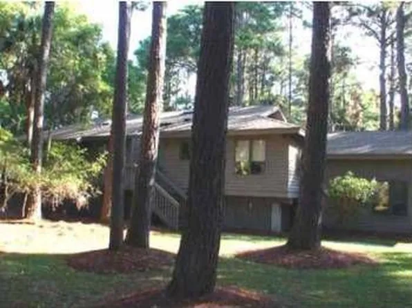 15 Pelican St, Hilton Head Island, SC 29928