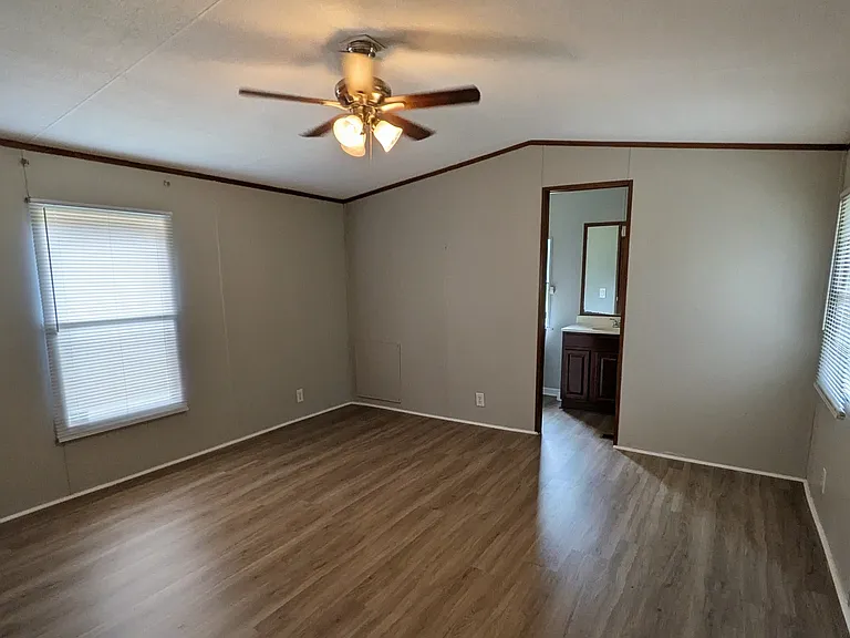 806 Wall Rd — Photo 6