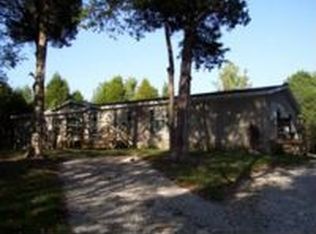 2768 Boxwood Ct NE, Corydon, IN 47112