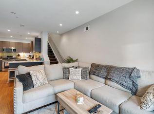 1637 Carpenter St APT 2, Philadelphia, PA 19146