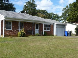 274 Constitution Ave, Toms River, NJ 08753