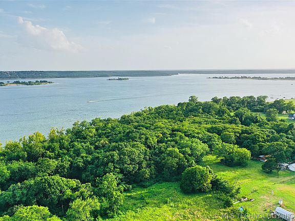 4th image of 2333 Scenic View Rd
