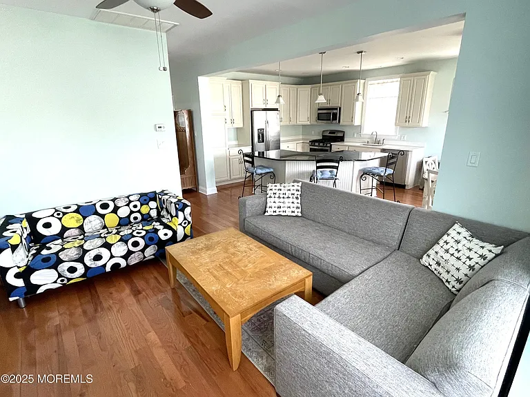 303 Central Ave — Photo 5