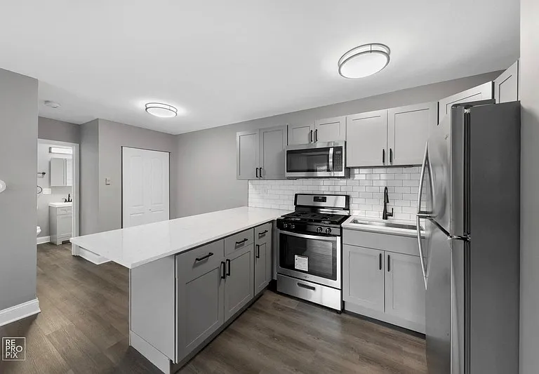 15 Dryden Pl #3F — Photo 1