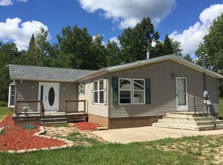 7549 G Rd, Escanaba, MI 49829