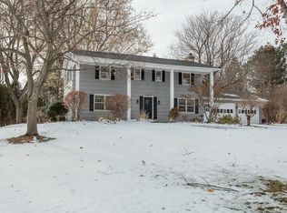 1227 Creekside Trl, Webster, NY 14580