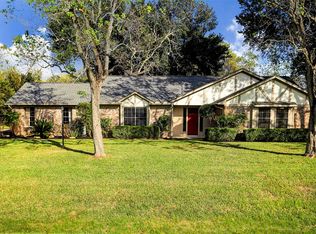 12511 Wellborn Rd, Brookside Village, TX 77581
