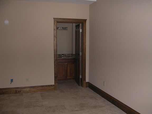3rd image of 1000 E Martin Luther King Blvd #101
