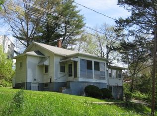 6 Phelps Ave, Watertown, CT 06779