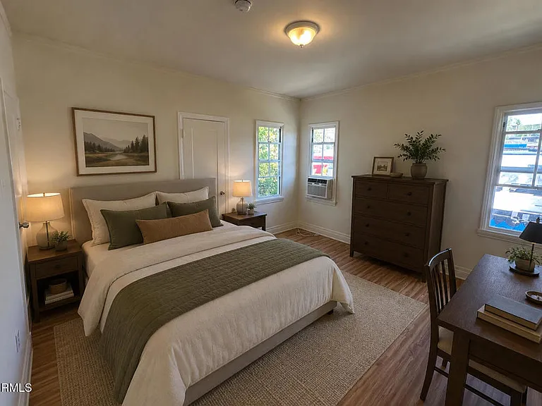 638 N Vista St — Photo 10