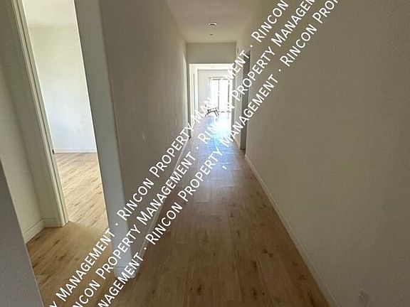 5th image of 2164 Pomegranate St