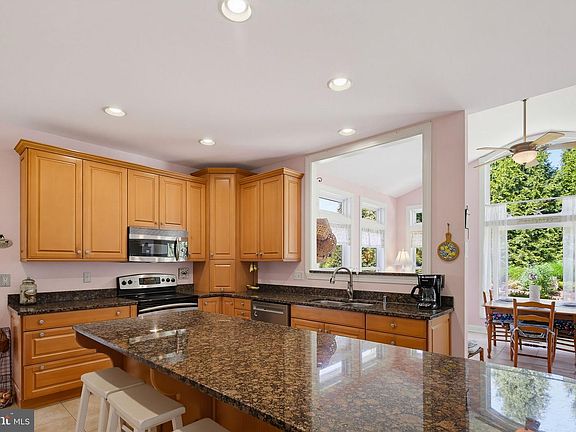 2nd image of 3211 Granite Rd