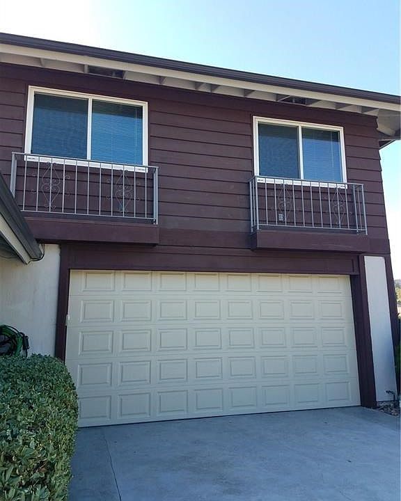 1st image of 6427 Lochmoor Dr