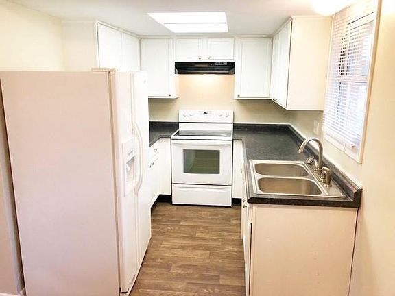 5th image of 4212 S Walcott St