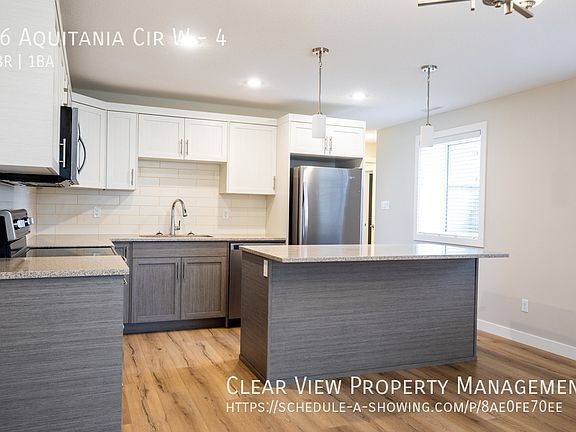 5th image of 86 Aquitania Cir W #4