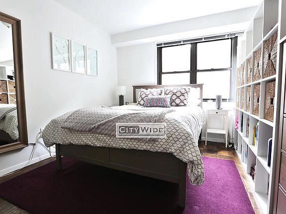 3rd image of 240 E 82nd St APT 15B