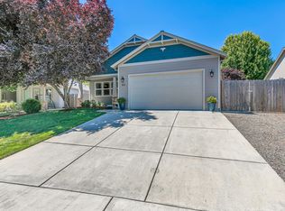 483 Sienna Hills Dr, Eagle Pt, OR 97524