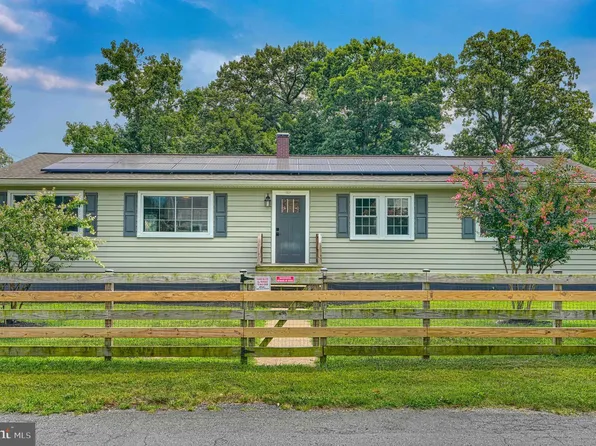 1813 Potomac Rd, Edgewater, MD 21037