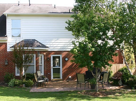 3rd image of 8682 Sandy Hill Cv E