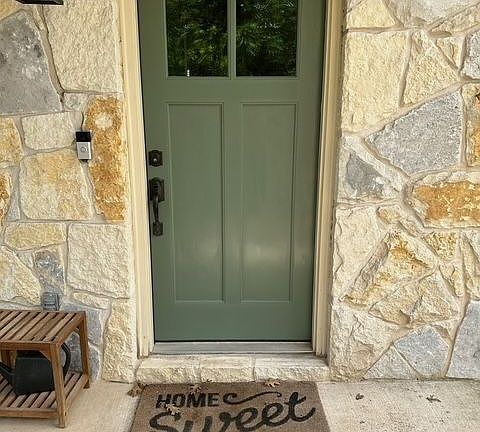 2nd image of 205 Sycamore St