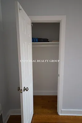 Rented by Universal Realty Group | media 9