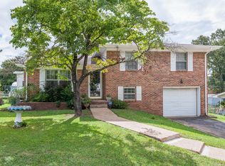 649 Cross St, Rossville, GA 30741