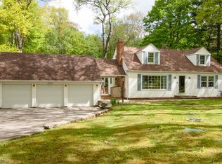 29799 Harvard Rd, Beachwood, OH 44122