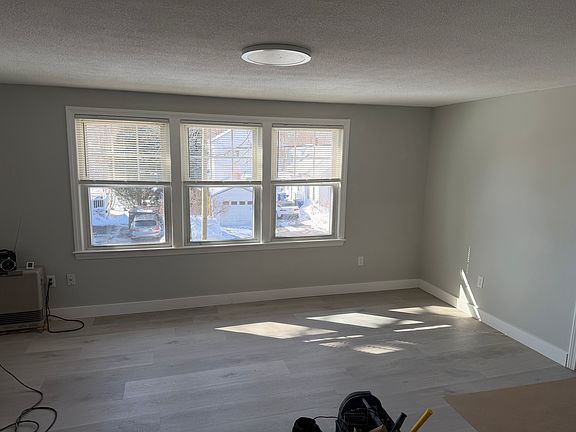 3rd image of 238 Preble St #3
