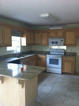 4th image of 4017 Claude Dr