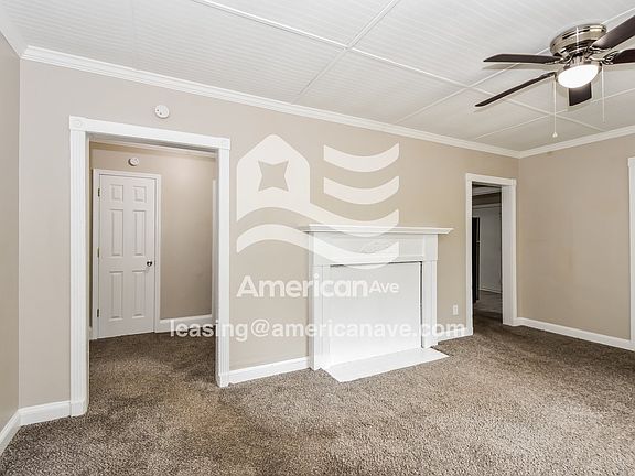 38452_005_living_room_14035247.jpg