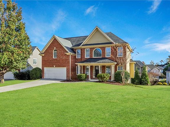 3rd image of 1647 Blue Heron Ct