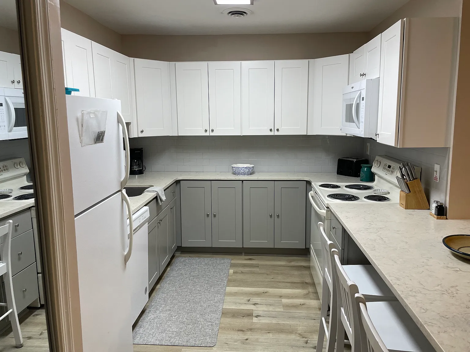 2 bed, 864 sqft, $2,171 — Photo 4