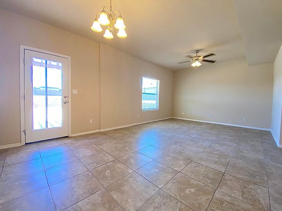 4th image of 3728 Loma Esteban Dr