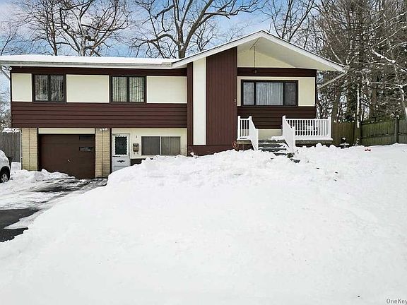 2nd image of 2 Cortland Ct