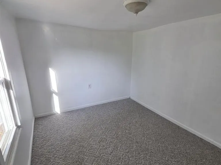 1625 Old Bainbridge Rd — Photo 8