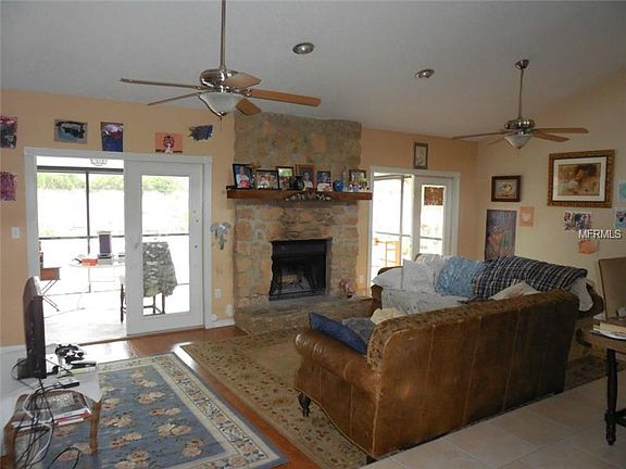 2nd image of 1052 Saint Croix Ave