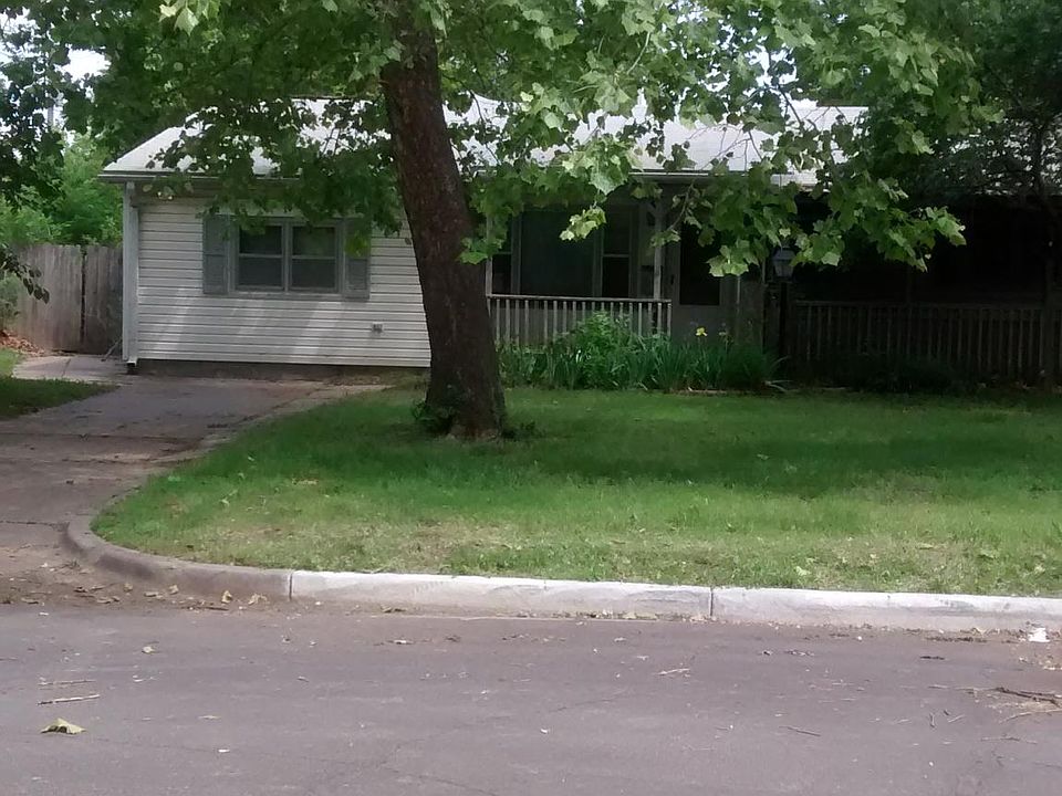 Front view from street