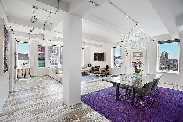 Sold by BLU Real Estate | media 2