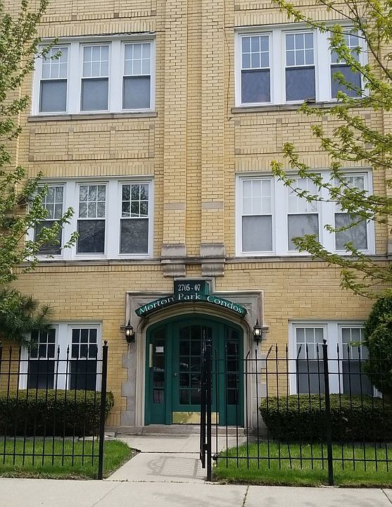 1st image of 2705 S 59th Ct #1