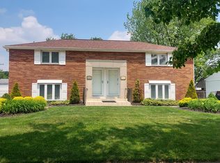 4924 Beacon Hill Rd, Columbus, OH 43228