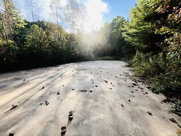 1885 Flea Mountain Rd, Murphy, NC 28906