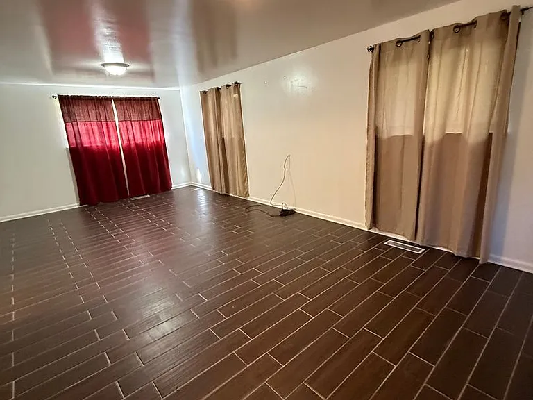8520 Lakewood Ave — Photo 16